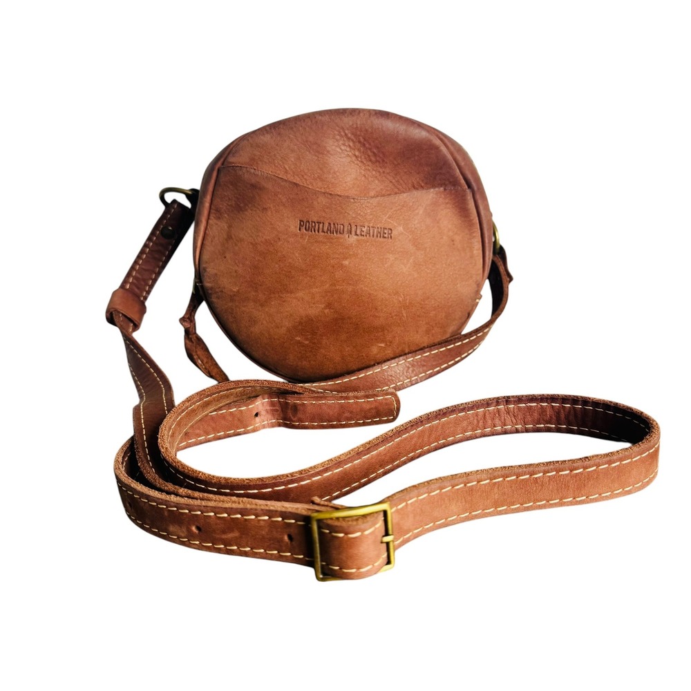 Portland Leather Goods Circle Crossbody Bag Nutmeg Brown Leather Round Purse